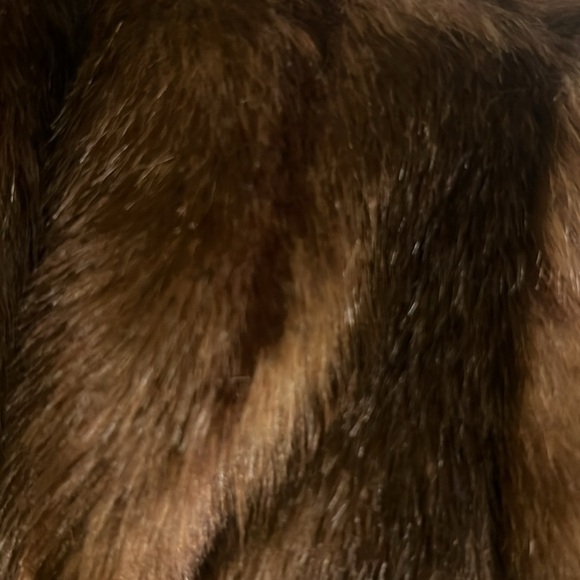 Du Monde Faux Mink Cropped Coat with Bell Sleeves - Picture 3 of 3